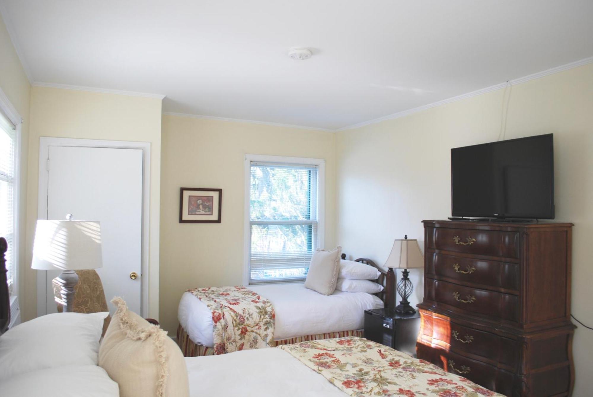 Anne'S Washington Inn (Adults Only) Saratoga Springs Bilik gambar