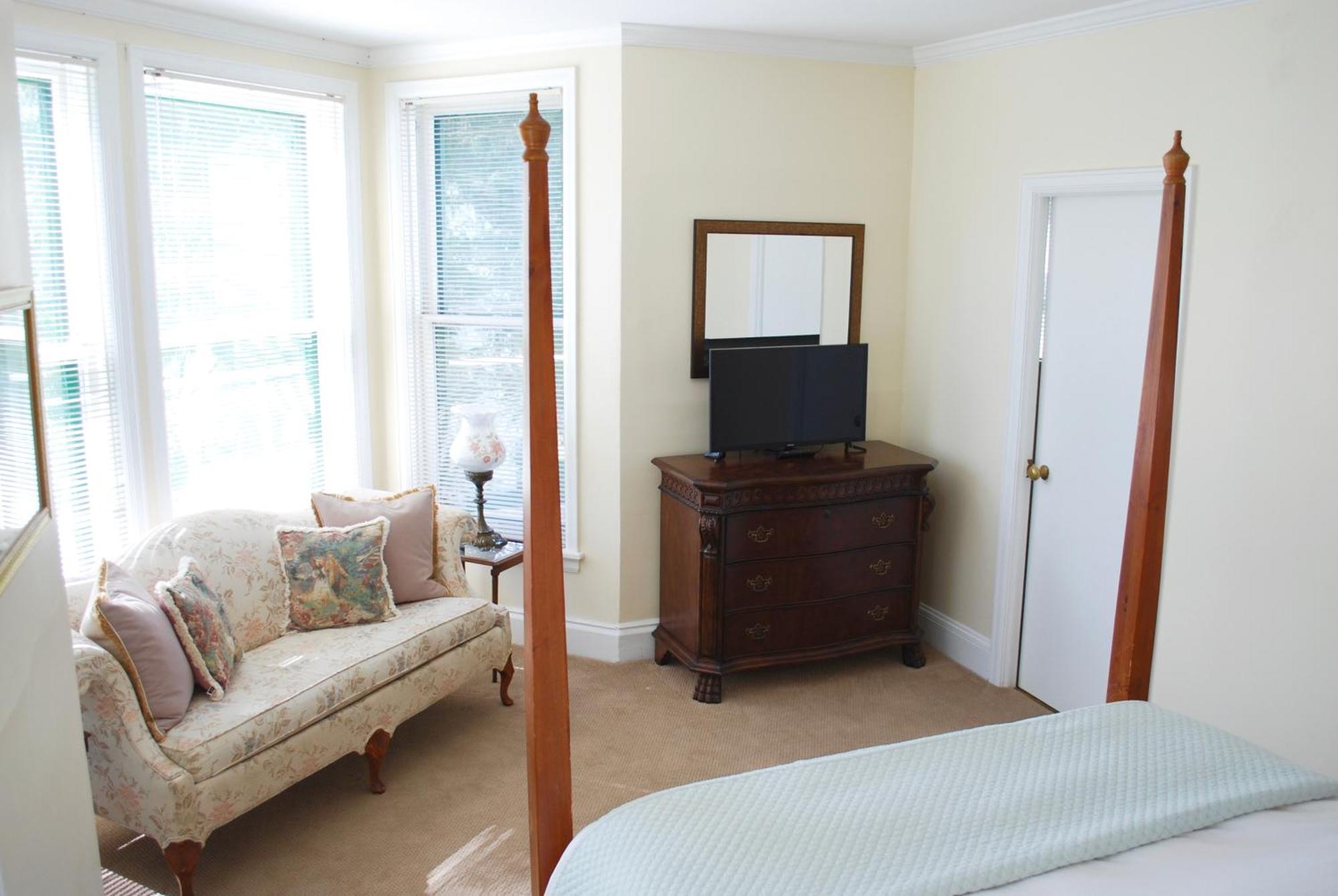 Anne'S Washington Inn (Adults Only) Saratoga Springs Bilik gambar