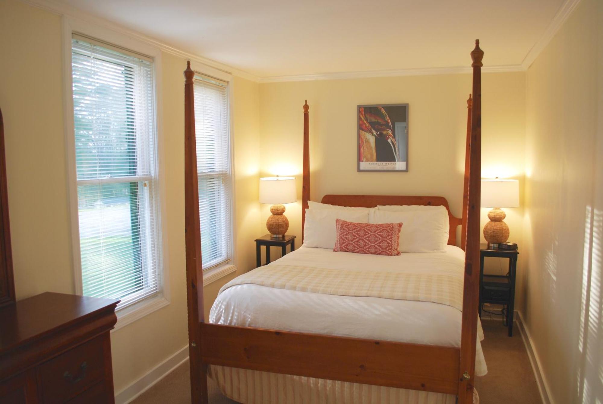 Anne'S Washington Inn (Adults Only) Saratoga Springs Bilik gambar