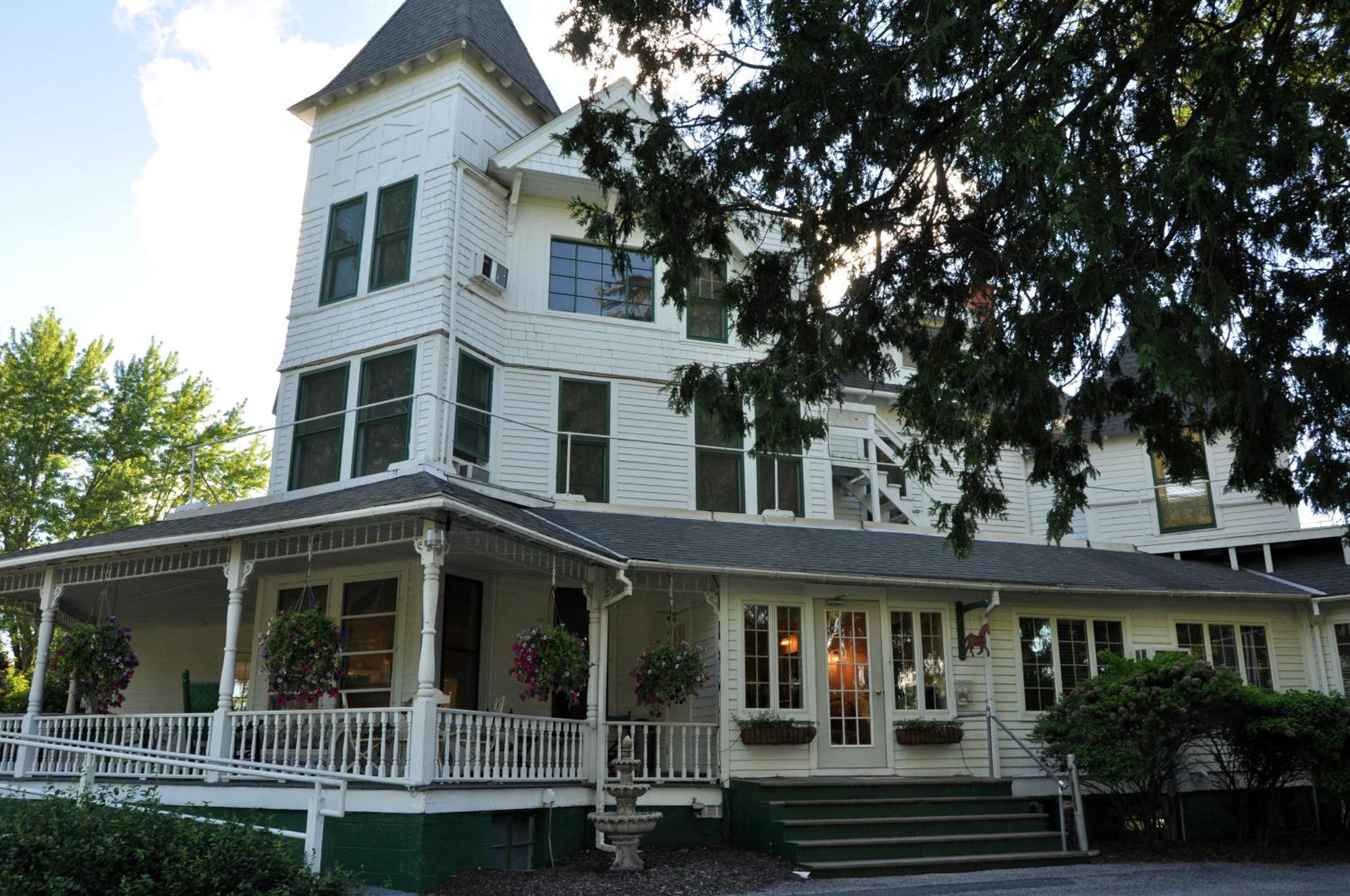 Anne'S Washington Inn (Adults Only) Saratoga Springs Bilik gambar